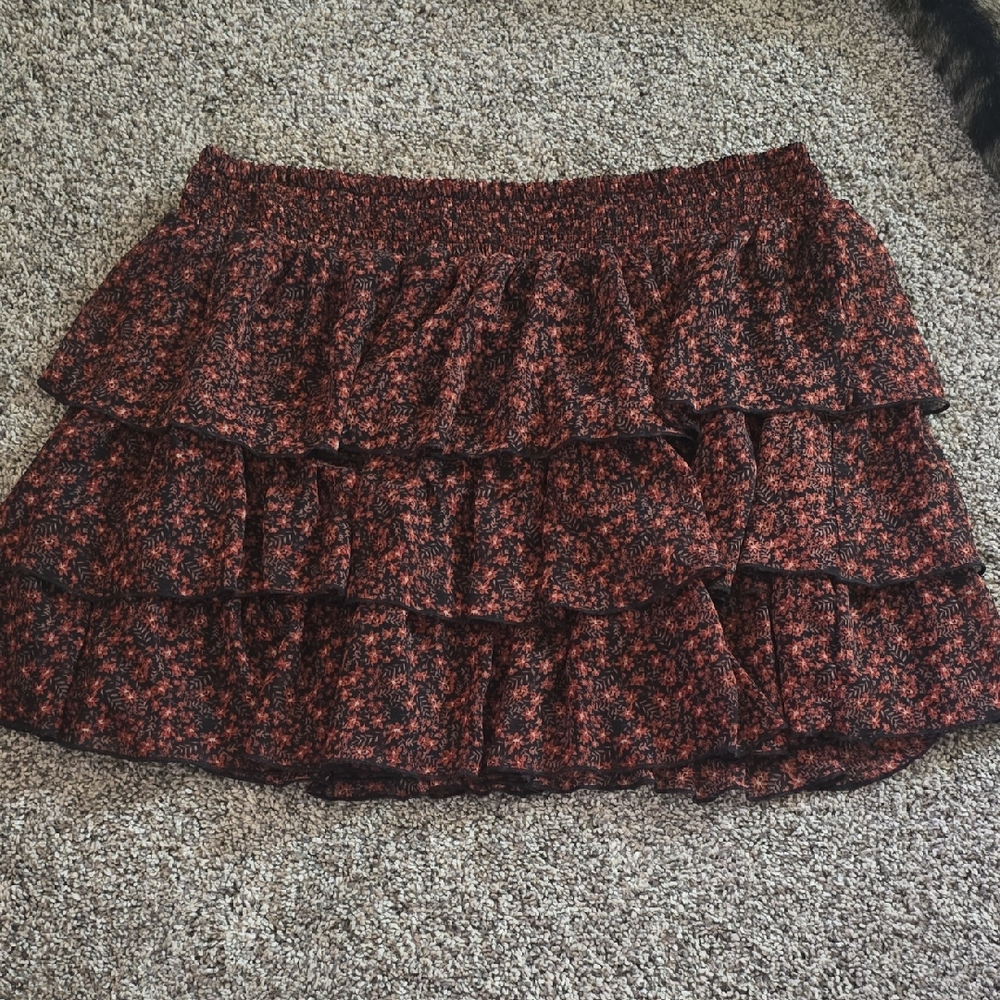 Women’s Tiered Ruffle Mini Skirt - Red Floral
